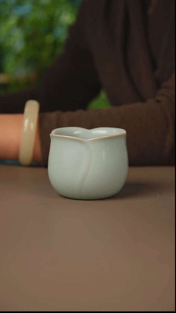 天青郁金香杯