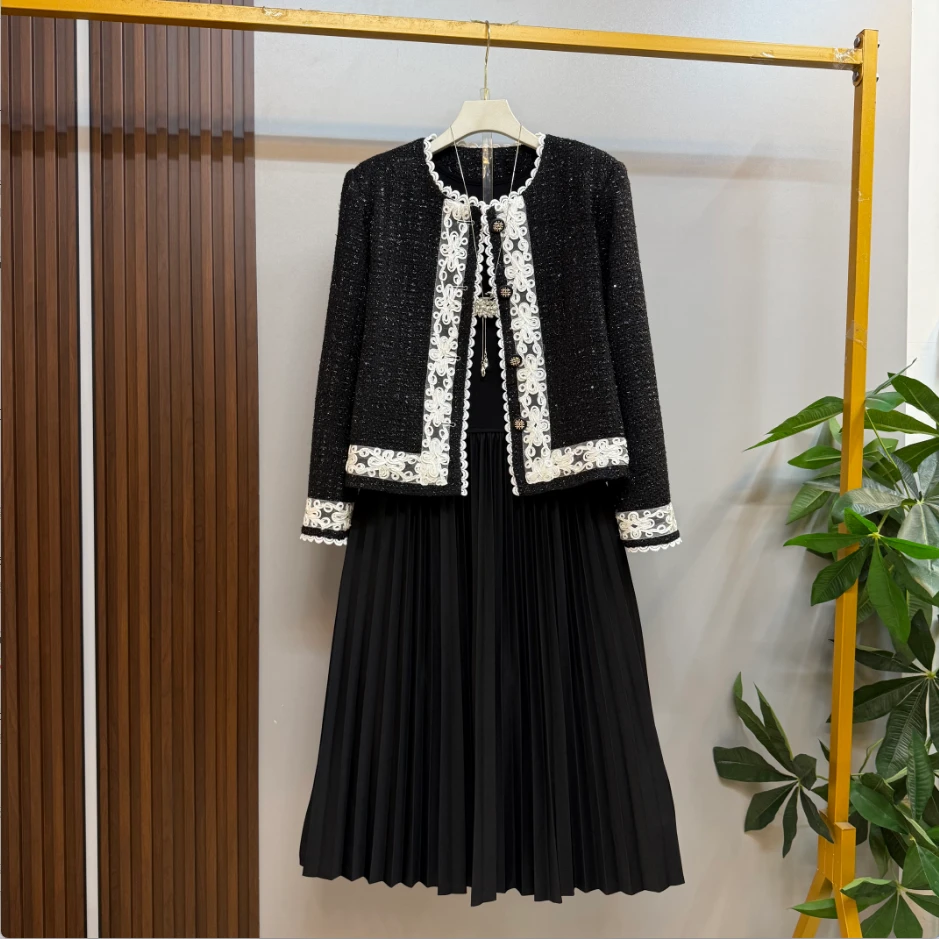 欧货大码新款时尚洋气名媛气质小香风外套十百褶连衣裙（可单拍）