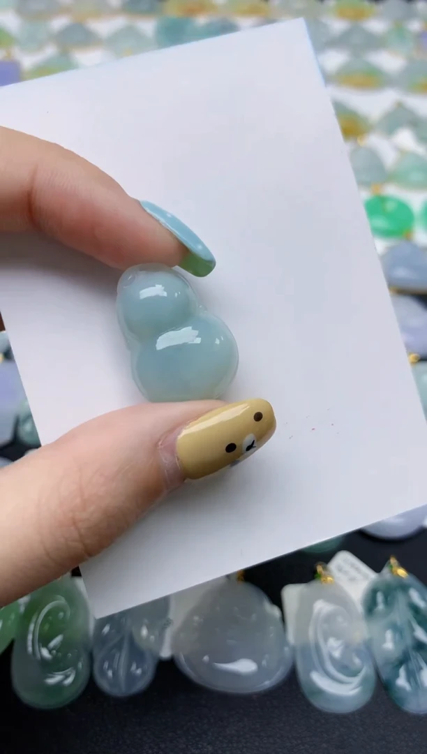 翡翠未镶嵌颈饰天然翡翠A货