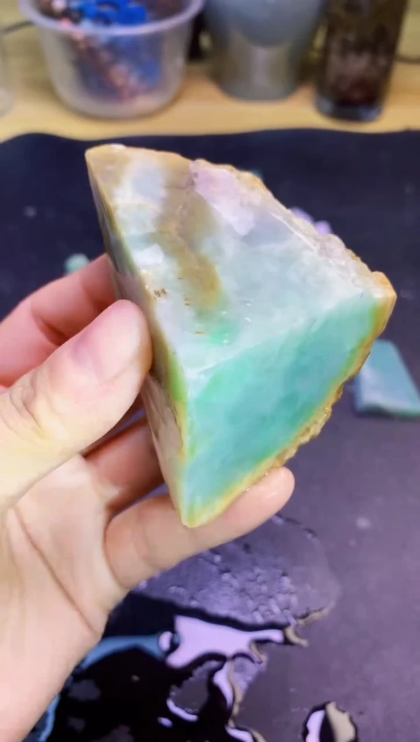 翡翠未镶嵌颈饰天然翡翠128