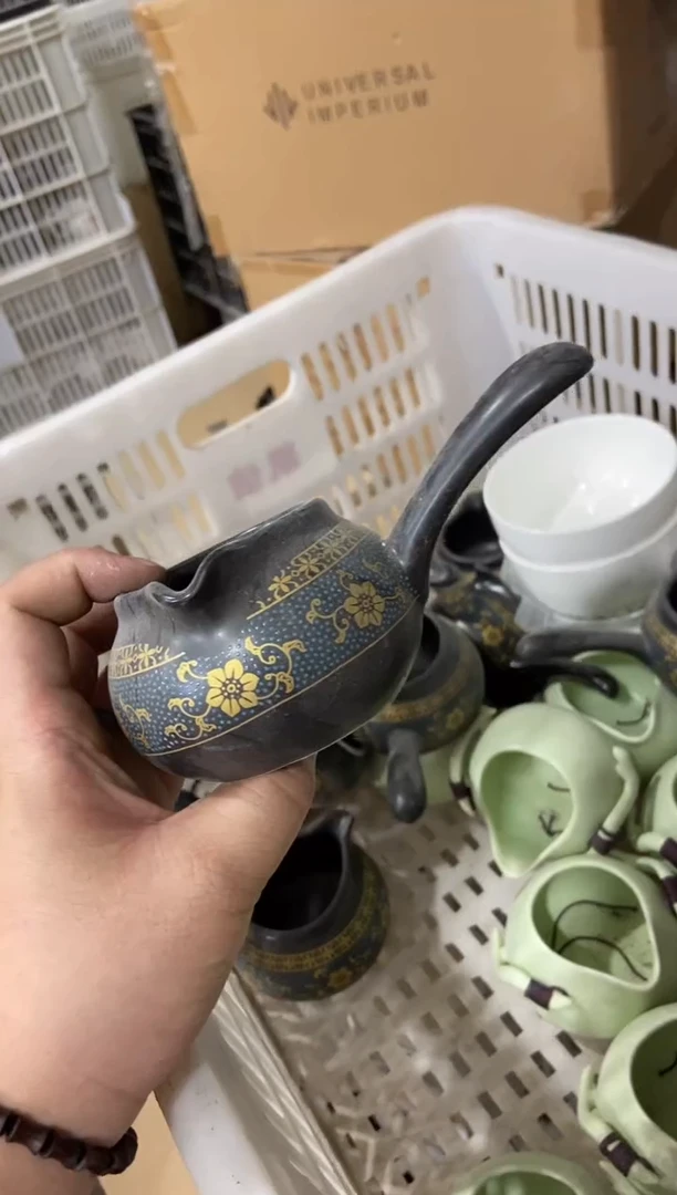 杯无运费险有瑕疵的摄影的产品有使用过的痕迹有点脏介意勿拍