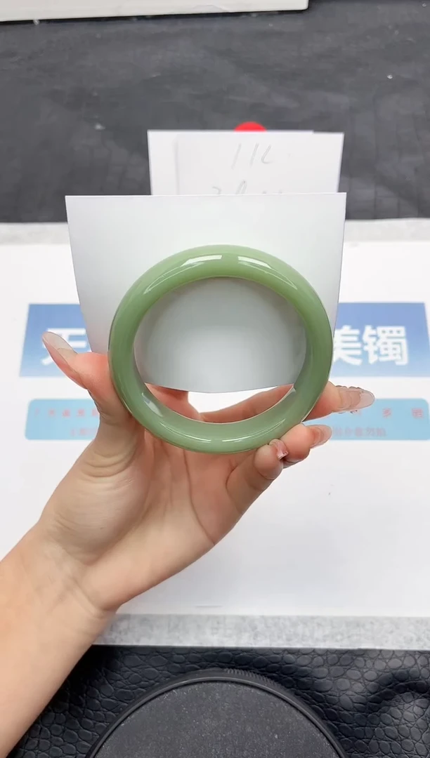 【闪购商品】石英质玉手镯未镶嵌L26-58