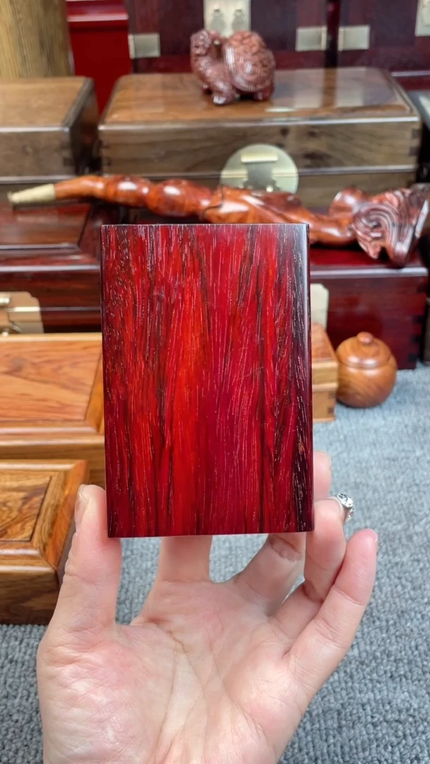 木处理紫檀精工粗烟盒