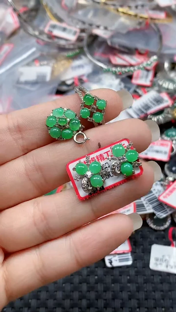 银S925镶嵌戒指翡翠天然A货缅甸翡翠