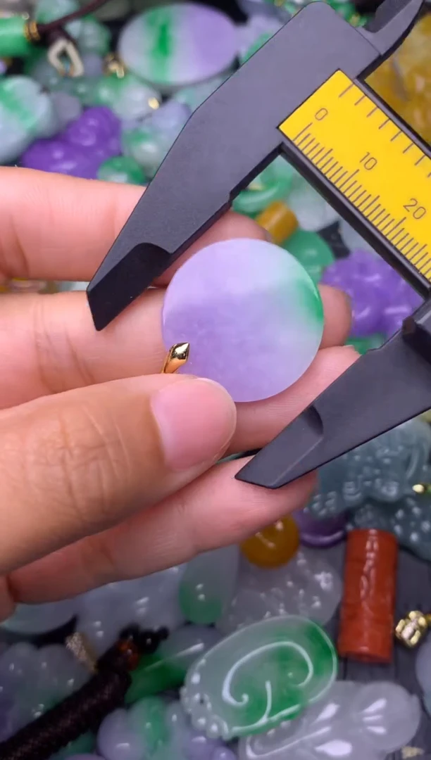 颈饰未镶嵌翡翠缅甸翡翠吊坠