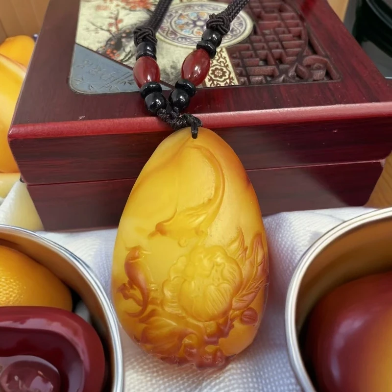 【大喜】橙红椭圆雕刻牌吊坠KSU/WD2287精致吊坠女士多样性发一