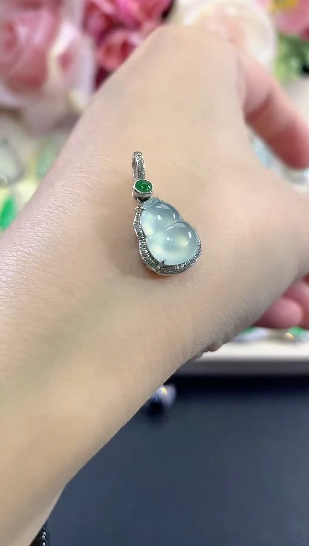 吊坠(不含链)18K金镶嵌翡翠b9