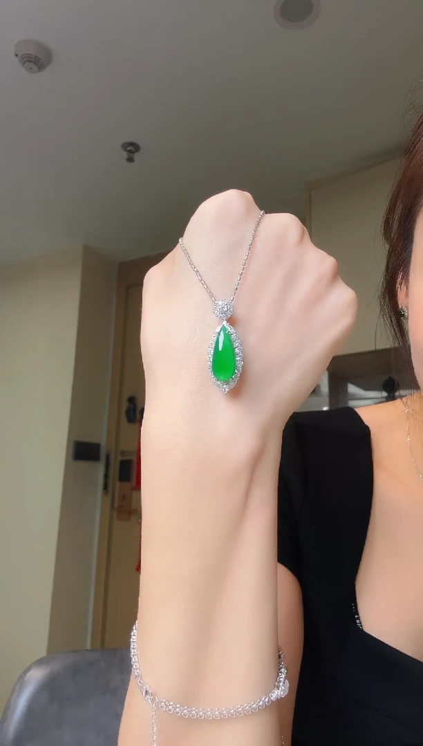 吊坠(不含链)银S925镶嵌翡翠天然翡翠吊坠