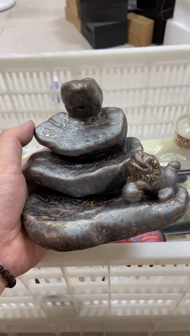 无运费险有瑕疵的摄影的产品有使用过的痕迹有点脏介意勿拍