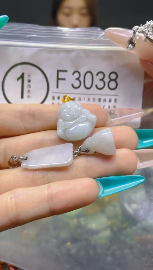翡翠未镶嵌颈饰/F/翡翠A货，一件也是批发价