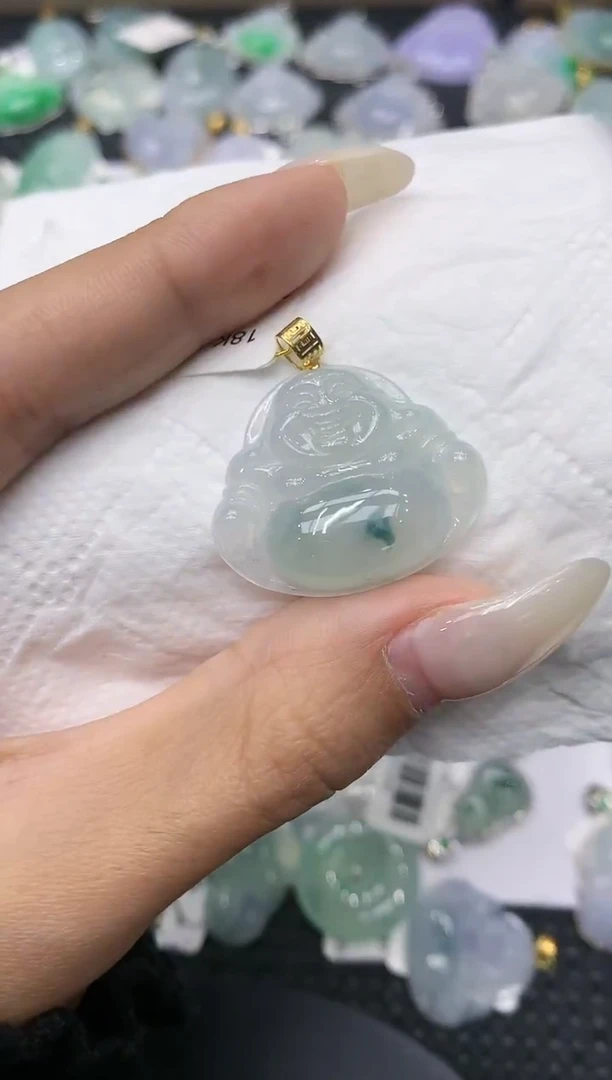 颈饰18K金镶嵌翡翠11111111111