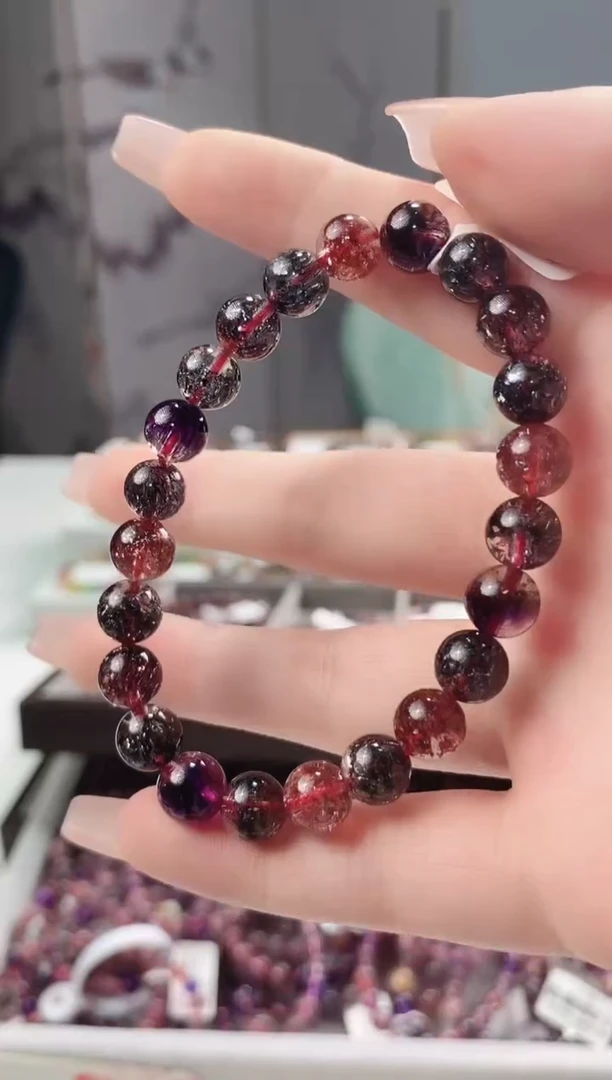 【闪购商品】水晶手链未镶嵌8mm多人多样性发其一