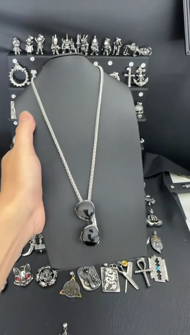 钛钢树脂眼镜吊坠搭配龙骨项链60CM长