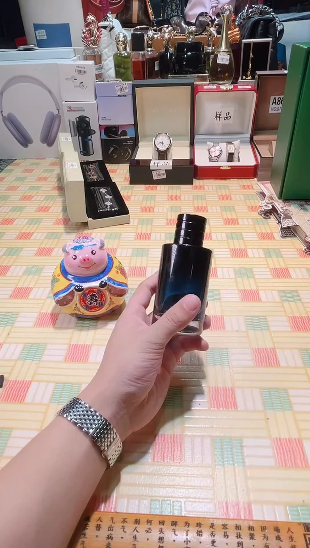 瓷片瓷器 库房到期 全部地板价@@1