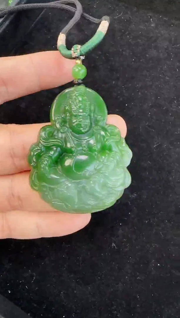 颈饰未镶嵌和田玉黄财神