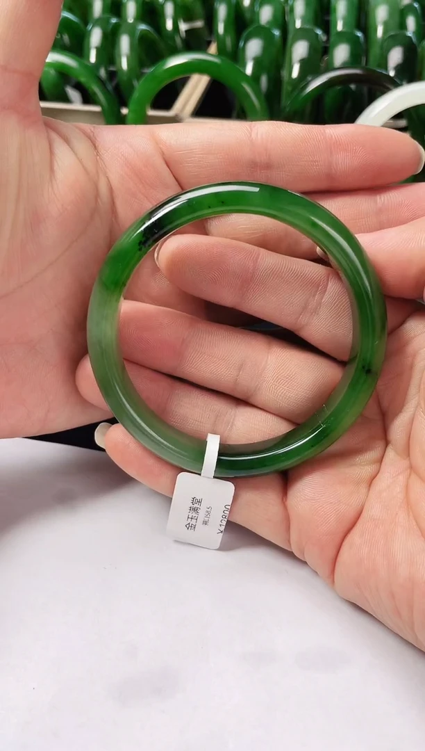 未镶嵌手镯和田玉（碧玉）碧玉手镯