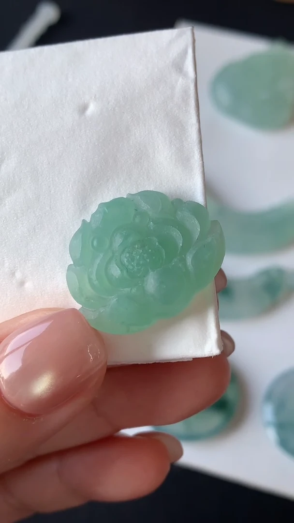 未镶嵌定制翡翠0533754255