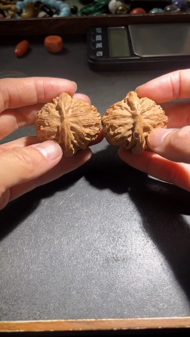 把件文玩核桃pz1205-3约43mm宫灯