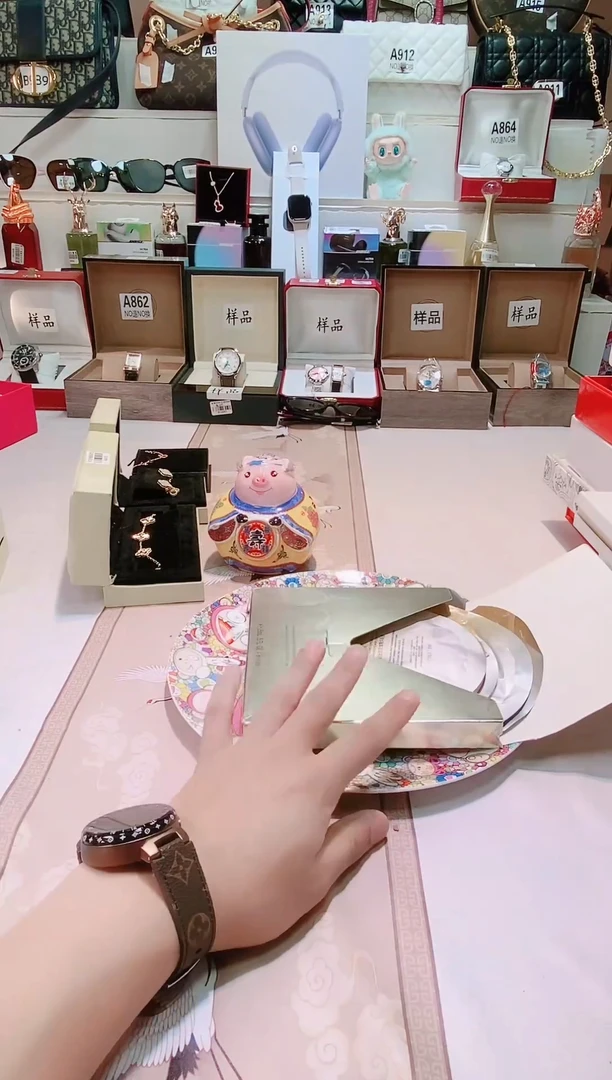 瓷片瓷器 库房到期 全部地板价@@1