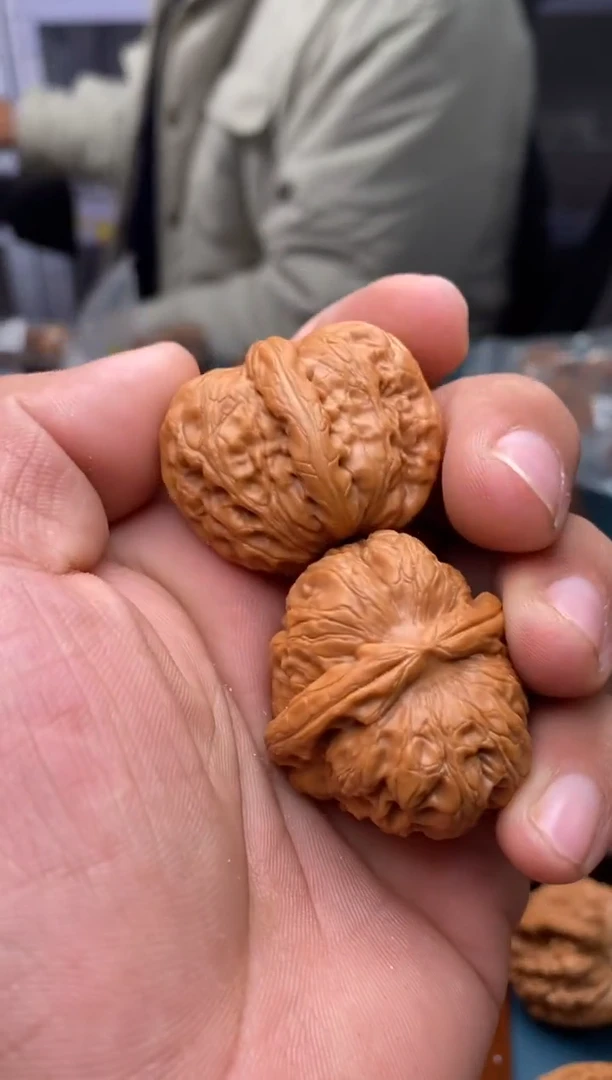 把件文玩核桃平谷元宝c570