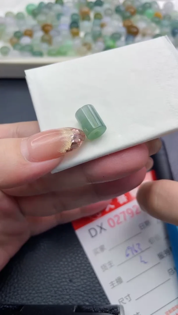 未镶嵌定制翡翠恋**忘珠子