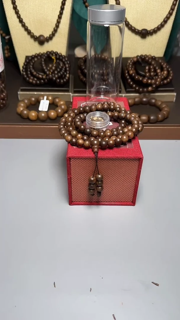 沉香富森红土0.8圆珠多圈