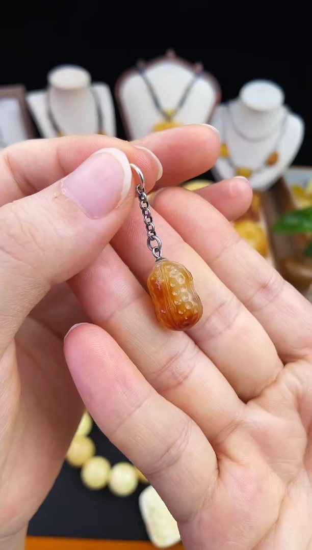 琥珀未镶嵌珠宝奇石柒月