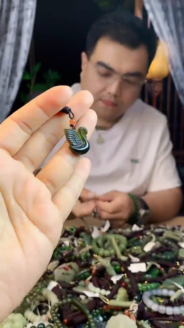 和田玉未镶嵌挂件多样性发货拍一发一