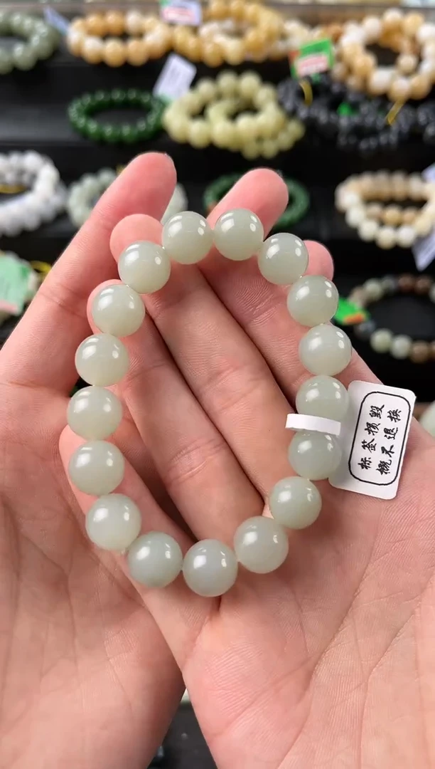 【闪购商品】和田玉手串未镶嵌且末青白卡12微色差
