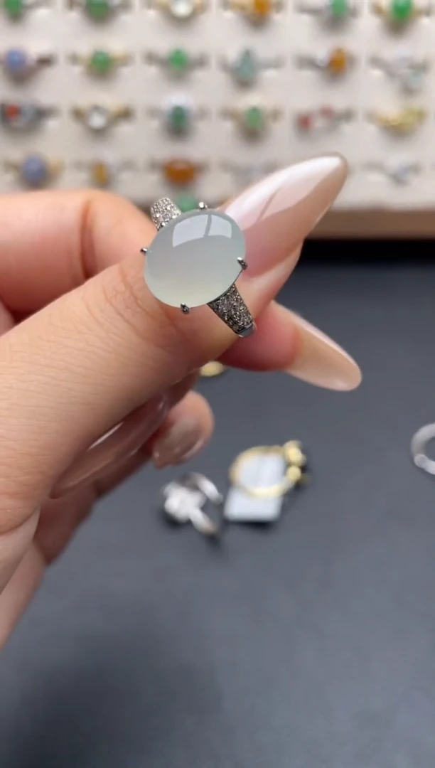 银S925镶嵌戒指翡翠一物一证一礼盒