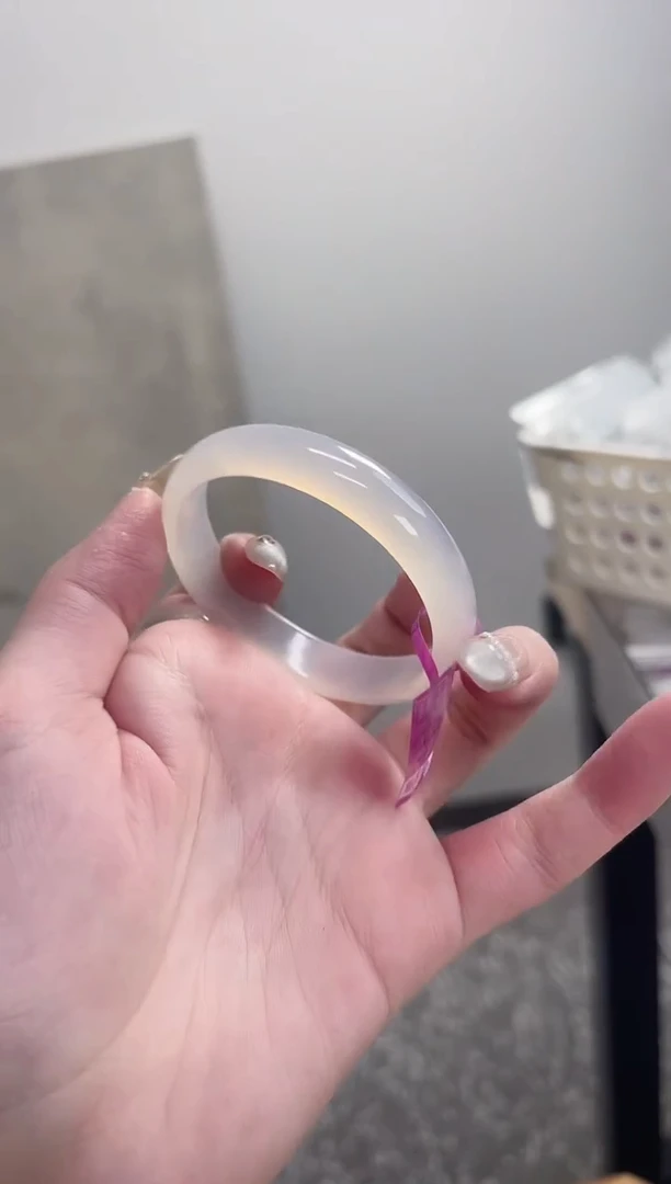 【闪购商品】玛瑙/玉髓手镯未镶嵌51圈 需要包容