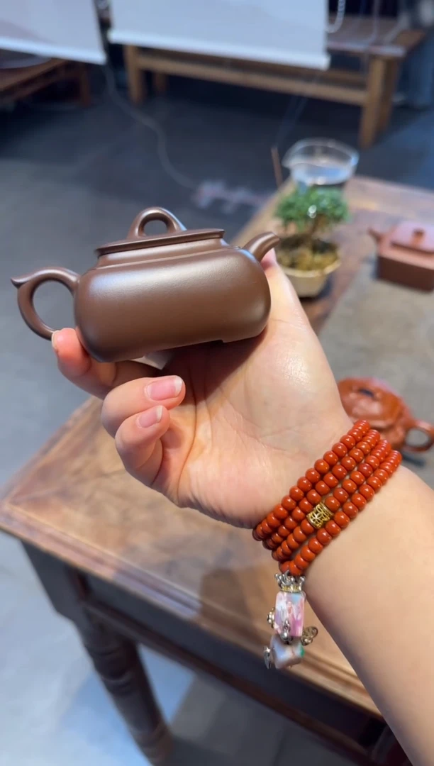 茶壶紫砂子*于长四方 紫砂壶