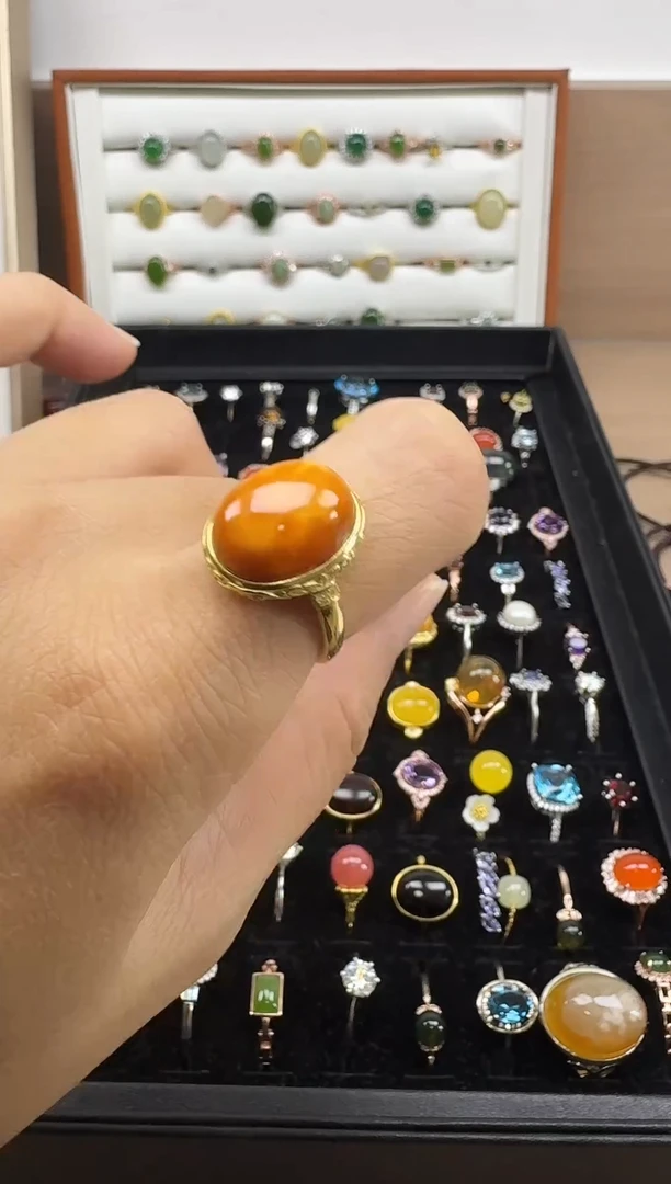 银S925镶嵌蜜蜡戒指 蜜蜡 戒指