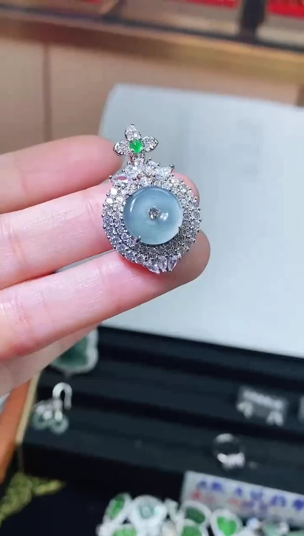 翡翠未镶嵌颈饰精美翡翠-多样性只发一件P801