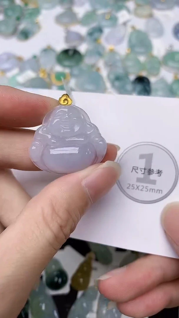 颈饰18K金镶嵌翡翠天然A货翡翠