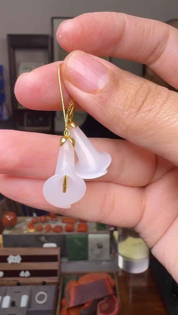 【闪购商品】和田玉挂件18K金镶嵌2737