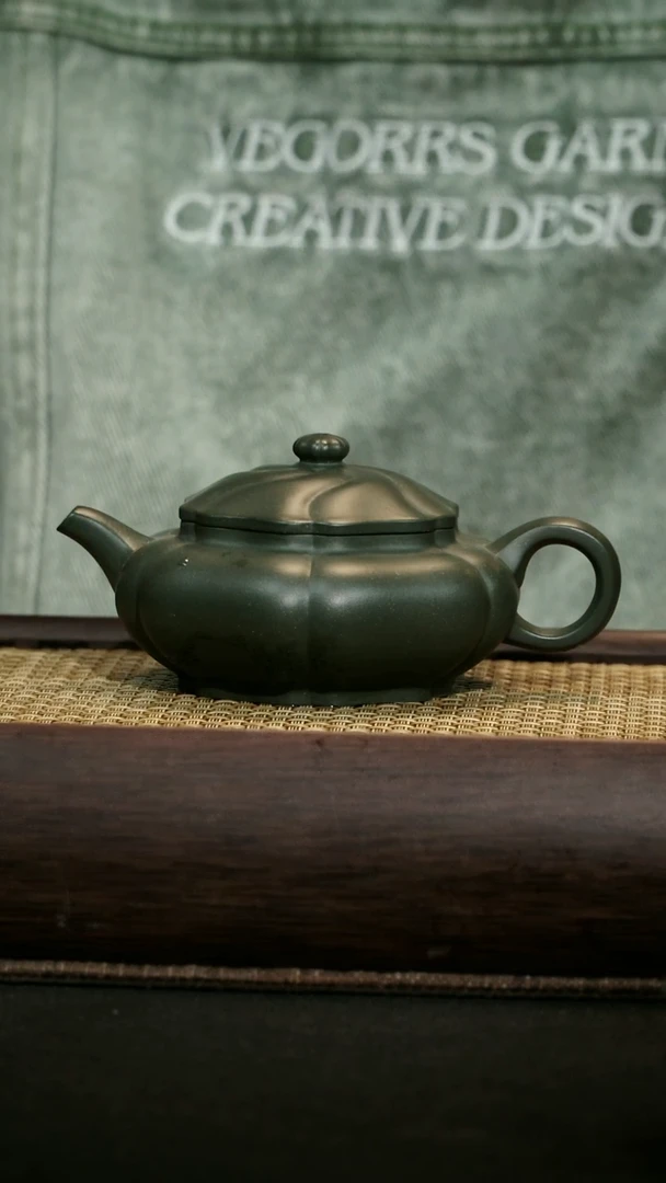 茶壶紫砂卧龙居士民国绿泥