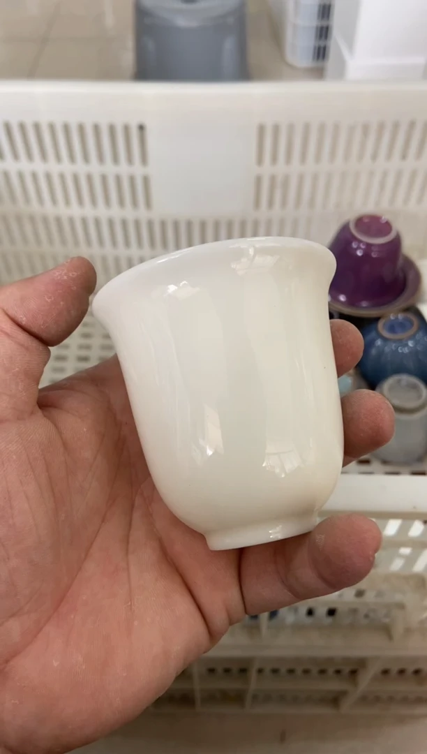 无运费险有瑕疵的摄影的产品有使用过的痕迹有点脏介意勿拍