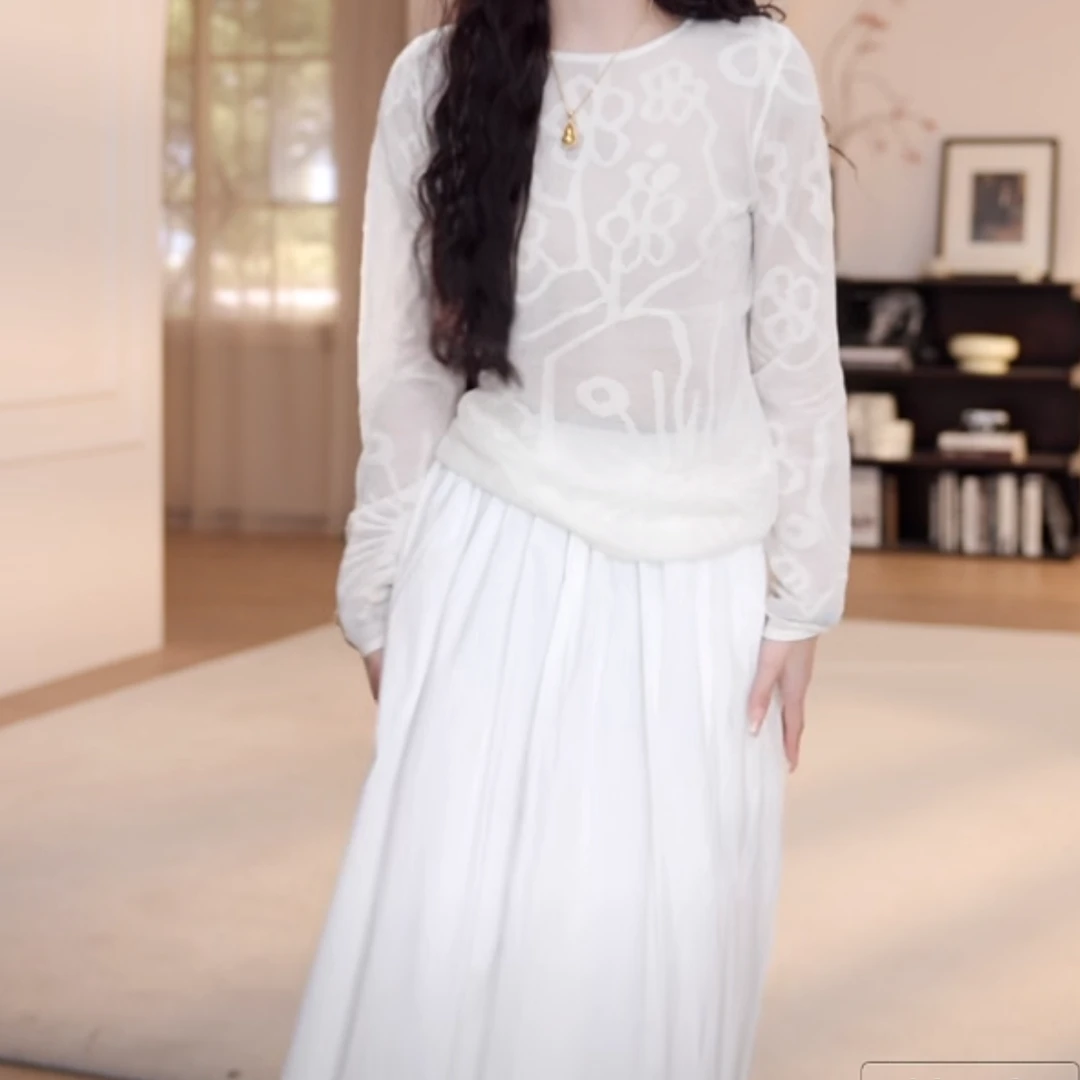 花朵长袖提花毛针织上衣2025新款春季时尚设计感长袖圆领气质