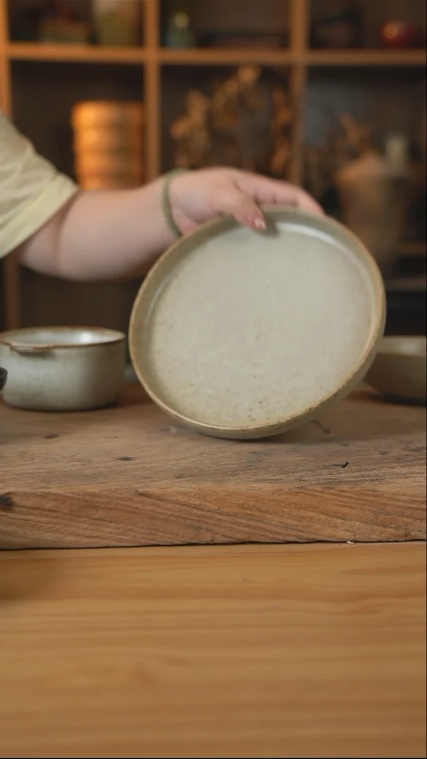 奶奶系列的8英寸平盘