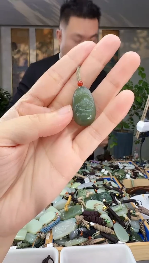 未镶嵌和田玉挂件拍一发一