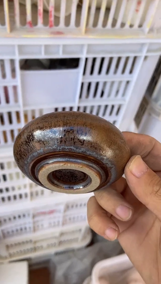 杯无运费险有瑕疵的摄影的产品有使用过的痕迹有点脏介意勿拍