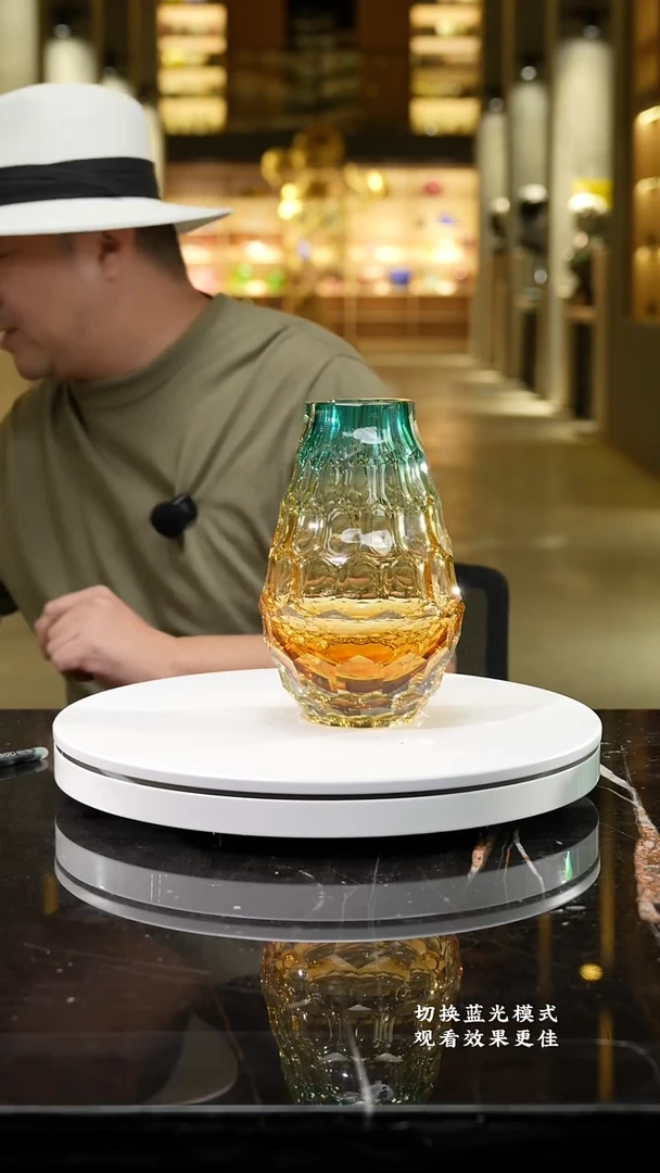 摆件琥珀金天青色小花器