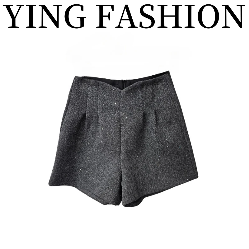【YING FASHION】莹老板-时尚气质百搭满天星亮片短裤 8120057 237