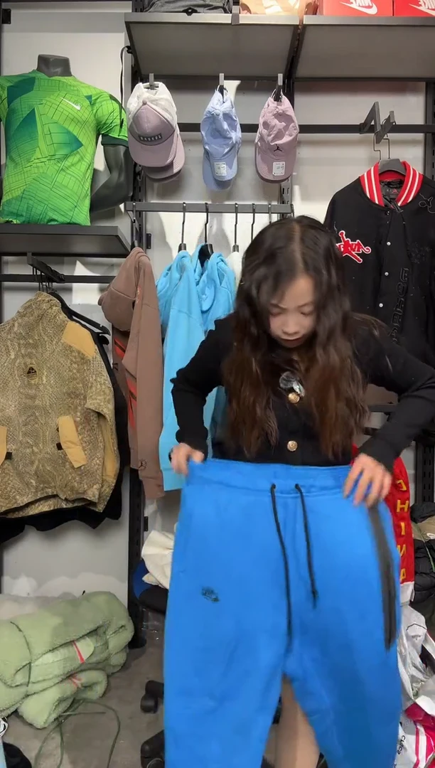 1444闪购编码Nike/Jordan运动卫衣裤以直播间过款为准尺码.L