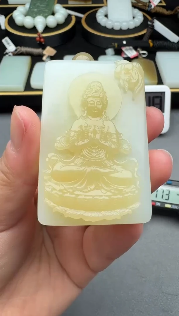 颈饰未镶嵌和田玉4