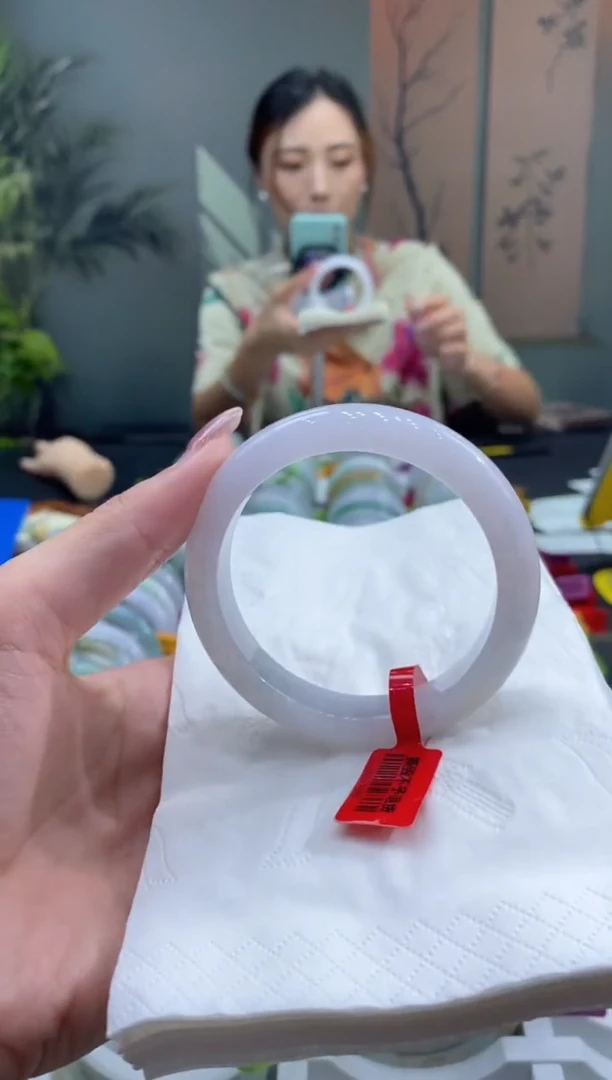 未镶嵌手镯翡翠000039893