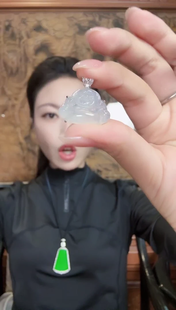 颈饰银S925镶嵌翡翠吊坠