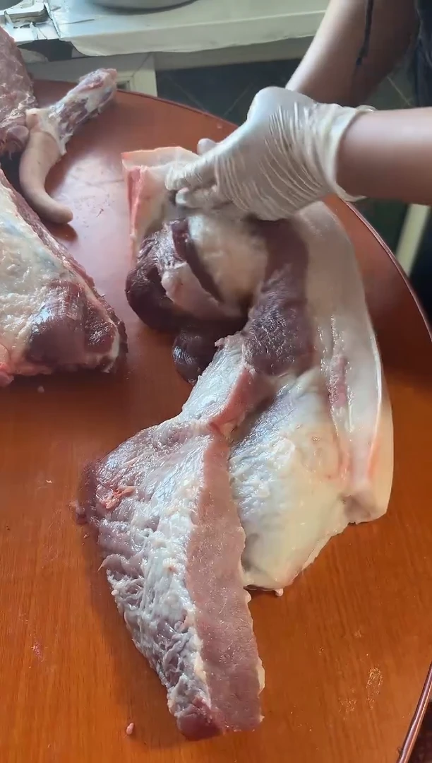 中国大陆180食用农产品明***好猪前漕肉4.23明天更美好