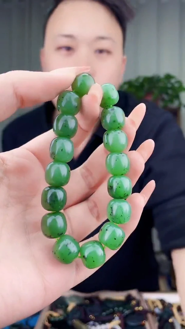 未镶嵌和田玉挂件和田玉拍一发一，多样性发货！